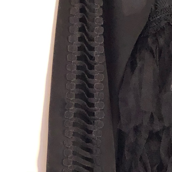 Mod X top Size Medium is just EVERYTHING! - Picture 7 of 15